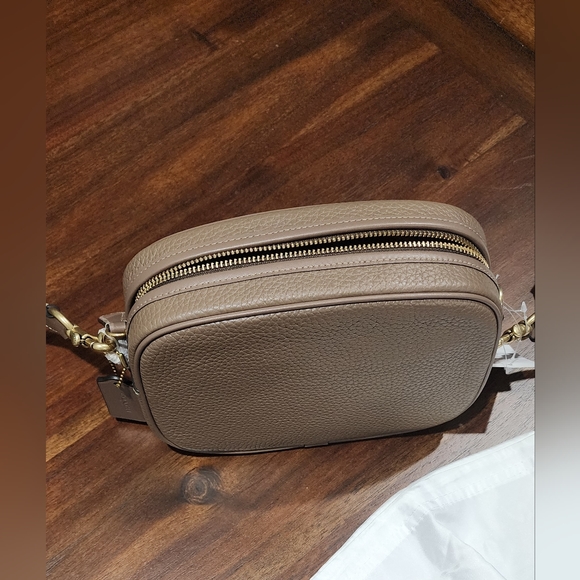 Coach Camera Bag - Picture 10 of 11